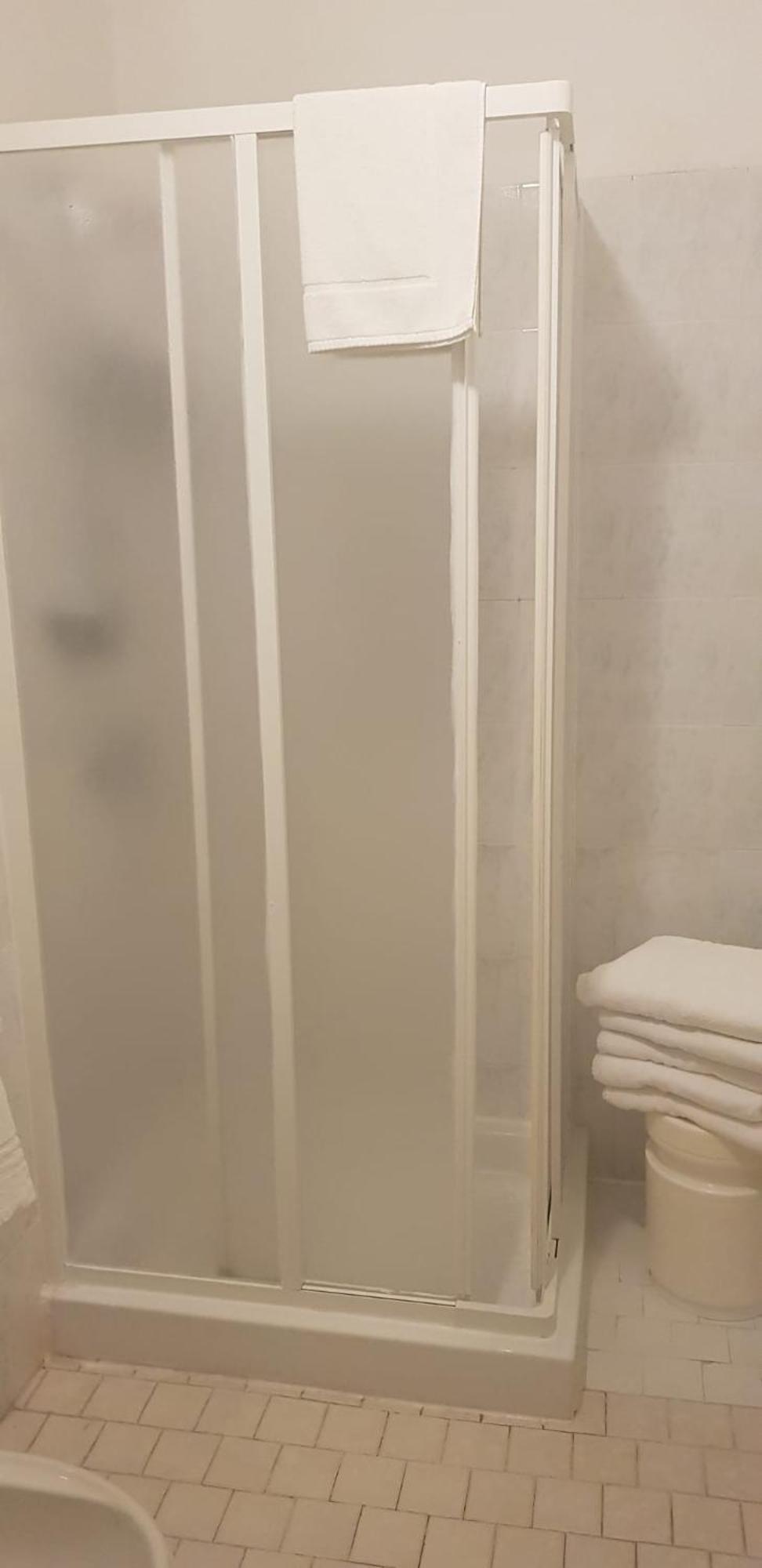 Hotel Monaco Milano Marittima Habitación foto