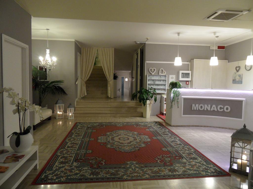 Hotel Monaco Milano Marittima Exterior foto